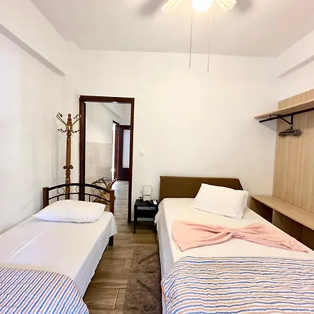 Eva Maria Apartment *